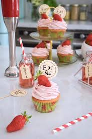 Parfait Cupcake Vanille Fraise Ganache Montee Fraise Recette Cupcake Recette Cupcake Vanille Ganache