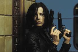 Universal studios hollywood is now open. Underworld 2003 Film Szenenbild Underworld Kate Beckinsale Kate Beckinsale Schauspieler