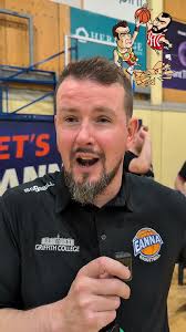 Darren McGovern reacts to Éanna's overtime cup win over Belfast Star  #ballisllife #basketball