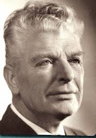 Famous medium Alec harris