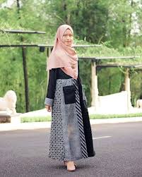 Gamis batik kombinasi polos anak #shorts 29 model gamis batik kombinasi terbaru dan terlaris. 30 Model Gamis Batik Kombinasi Polos Brokat Modern Blazer