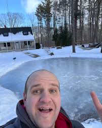 Check out this legit skating pond at this listing in York! Contact  @autumncelestsre for deets! #mainerealestate #realestate  #realestatephotography #yorkmaine @exprealty #mainerealtor