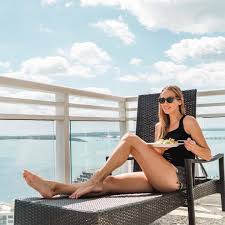 Runway fashion prefer:wolford prefer:wikifeet prefer:pantyhose prefer:thinspo prefer:elsa hosk : Alessandra Meyer Wolden S Feet Wikifeet