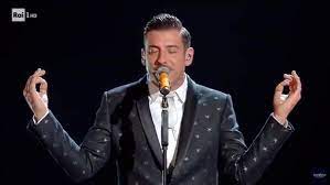 Maria iside fiore represented italy at the 2017 junior eurovision song contest in tbilisi with the song scelgo (my choice). Eurovision Song Contest 2017 Italy Become Favourite To Win With Entry Francesco Gabbani And A Gorilla Ok Magazine