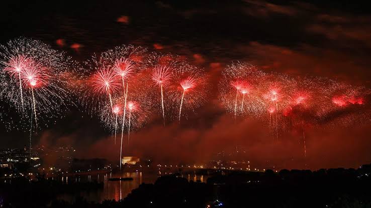 Colossal fireworks show lights up DC after Trump's USA 250 speech