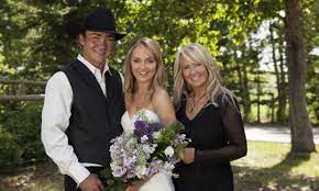 Millennials is a generation who grew up with computers, internet and social networks. Heartland Actress Amber Marshall S Ranch Wedding Amber Marshall Wedding Rustic Ranch Weddings Amber Marshall