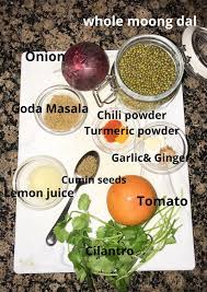 Onion powder, garlic powder and chili powder can be easily prepared at home for an inexpensive and healthy alternative to store versions. Misal Pav Recipe Simple Sumptuous Cooking