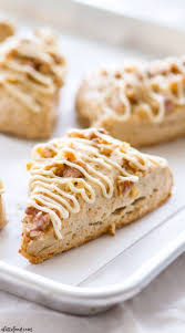 These Easy Banana Bread Scones Are Naturally Sweetened With Maple Syrup Refined Sugar Free This Banana Bread S Easy Banana Bread Scone Recipe Banana Recipes