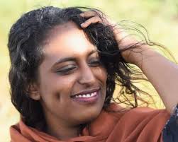 الاخدار اب وجنات وين...