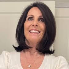 Kelly Rittenbaugh's Instagram, Twitter & Facebook