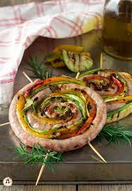 Italian Recipes Le Girelle Di Salsiccia Sono Un Secondo Piatto A Base Di Carne Facile E Sfizios Ricette Ricette Di Cucina Cibo