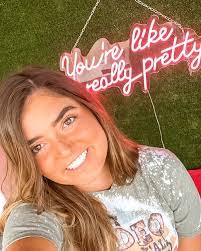 Madeline Neufeld's Instagram, Twitter & Facebook