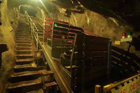 Sungai lembing is a tin mining town in kuantan district, pahang, malaysia. Lombong Bijih Timah In English