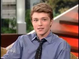 The american actor is 32 years old as of 5th march 2021. Who Is Sterling Knight Dating Sterling Knight Girlfriend Wife