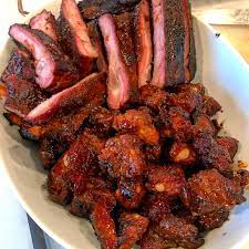 Homemade Bbq Ribs And Rib Tips 2 Hours Of Smoke And Then Wrap In Tin Foil With Butter And Brown Sugar Put Back On For Another Rib Tips Bbq Ribs Homemade Bbq