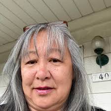 What is a recipe for a truly liquid lotion using emulsifying wax, steric  acid, and preservative?