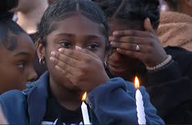 Candlelight vigil held in Lynchburg to honor life of 12 year old girl