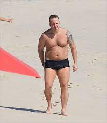 We did not find results for: Sergio Hondjakoff O Cabecao De Malhacao Curte Praia No Rio Quem Quem News