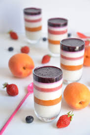 Panna Cotta Arlequin Abricots Fraises Myrtilles Recette Fraise Myrtille Panna Cotta Desserts Aux Fruits