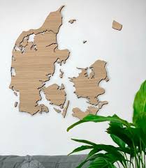 Fordele kort over danmark offline: Danmarkskort I Trae Dekorativt Kort Over Danmark Til Vaeggen