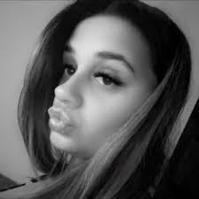 Can anyone recommend my a baker that does alcohol cupcakes. I need them for  June xx