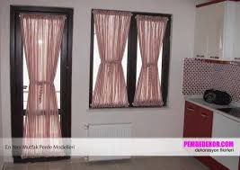 Mutfağınız için perde seçerken dikkat etmeniz gereken şeylerden birisi de yeterli ışık alabilen modelleri tercih etmelisiniz. 2016 Modern Mutfak Perde Modelleri Modern Mutfaklar Perde Ev Dekorasyon Fikirleri