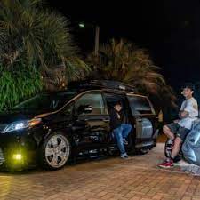 トヨタ シエナ 日本では売っていないデカくて広いtoyotaのミニバンをイジる 逆輸入車カスタム 前編 アウトバック カスタム シエナ トヨタ アウトバック