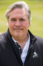 Shennell Mccloud's Instagram, Twitter & Facebook