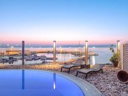 It comprises a group of islands of the atlantic ocean, west of senegal. Cabo Verde Hotel Mati Aktualisierte Preise Fur 2021