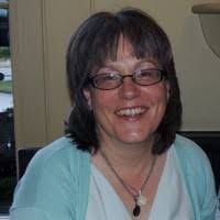 Barbara Munns's Instagram, Twitter & Facebook