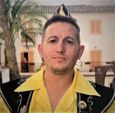 La Comparsa de Piratas de Elda ya tiene nuevo presidente, Omar Ibáñez Vera 