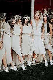 25 Bridal Sneakers Ideas For Maximal Comfort Wedding Weddingday Crazyforus Bridetobe Brid Bridal Party Shoes Converse Wedding Shoes Bridal Party Attire
