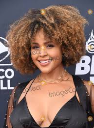 Hayley Marie Norman Pictures and Photos