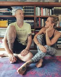 Check spelling or type a new query. Dara Rolins S Feet Wikifeet