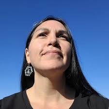 Megan Currie's Instagram, Twitter & Facebook