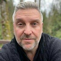 Andrew Halvorsen's Instagram, Twitter & Facebook