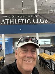 Are there any adult indoor volleyball courts available?