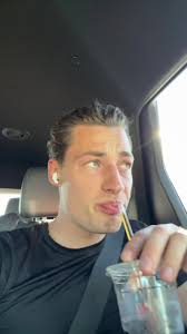 TIM 🫠🤘 (@timkrsn)