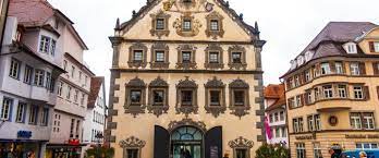 Explore unique and interesting locations around the world with 4k streaming technology. Ravensburg Expatrio Com