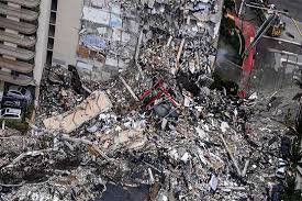 The collapse of the champlain towers south condominium in the small, beachside town of surfside, about 6 miles north of miami beach, was reported around 1:30 a.m. Yugvfwj6pk3iim