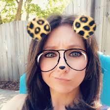 Keri Ivey's Instagram, Twitter & Facebook