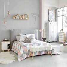 Utiliser le gris et le rose dans une chambre d adulte my blog deco. Une Chambre En Gris Et Rose De 0 A 77 Ans Relooker Meubles