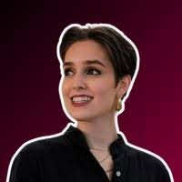 Olivia Lutz's Instagram, Twitter & Facebook