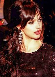 Sara Vega's Instagram, Twitter & Facebook