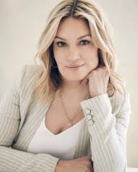 Emily Pinon's Instagram, Twitter & Facebook