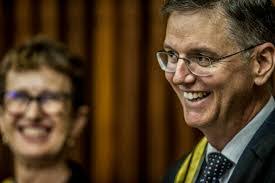 David Mossop's Instagram, Twitter & Facebook