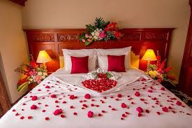 Deco Romantique Chambre Pour La St Valentin En 2020 Decoration Chambre Romantique Deco Romantique Chambre A Coucher Romantique