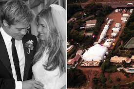 But when lisa kudrow and courteney cox laugh over some private joke and jennifer aniston smiles knowingly, the boys will just know it's about the wedding they weren't invited to. Secrets Of Jennifer Aniston And Brad Pitt S Wedding And Why She Ll Never Regret It Mirror Online