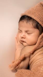 🧸 La fotografía de recién nacidos es una forma hermosa y poderosa de  capturar los primeros momentos de vida de un bebé, llenos de significado ,  Es un arte que va más allá de una simple imagen; es la ...