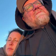 The space between Elvira and Dolly Parton is Jennifer Tilly